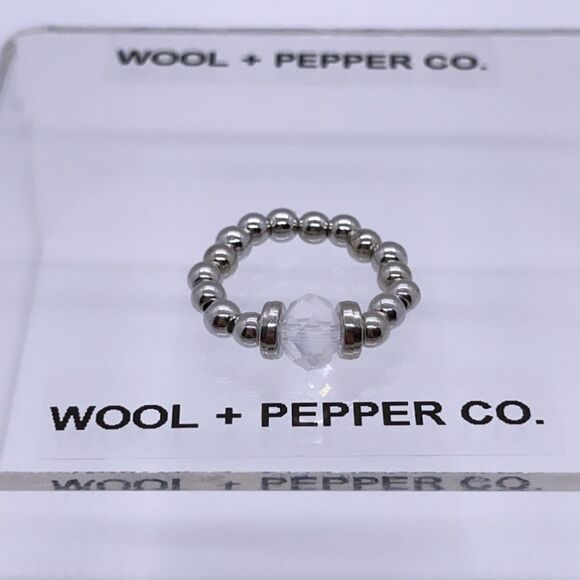 NIB Wool + Pepper Co. Iridescent & Silver Ring - Picture 5 of 8